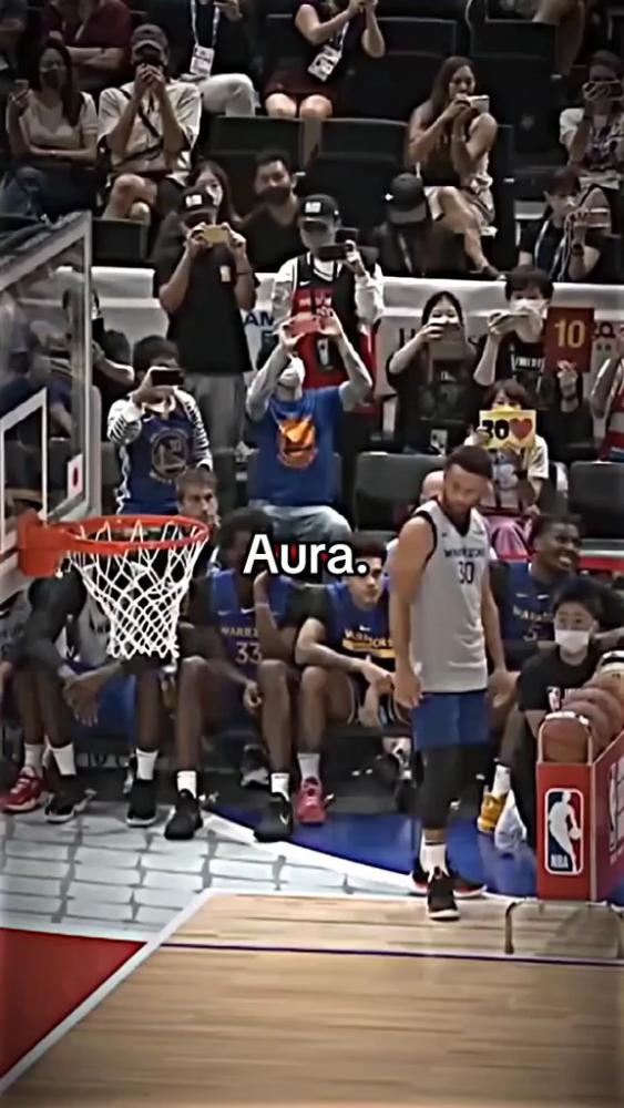 Curry Trick Shot Madness ⚡🏀